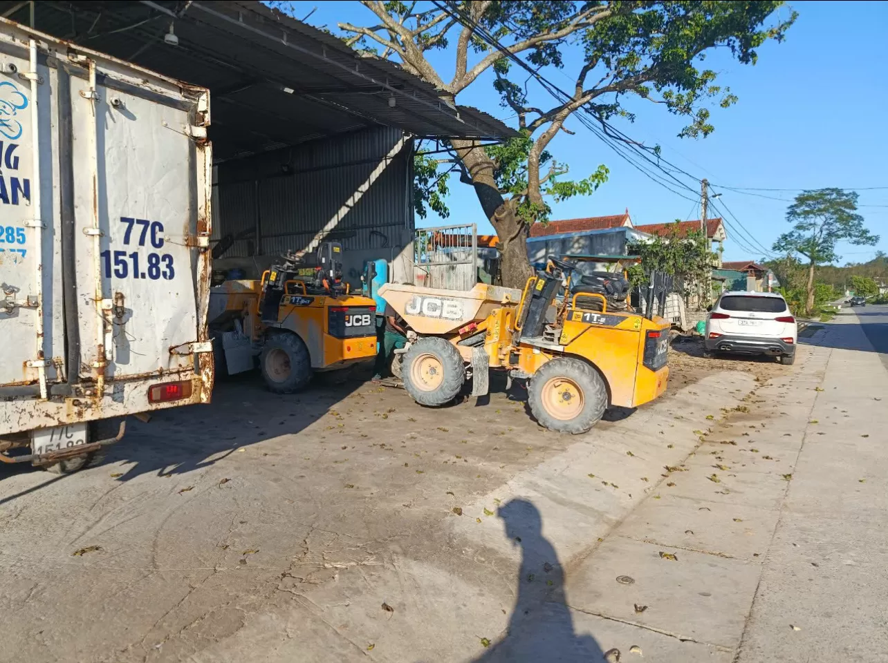 Xe ben chở vật liệu JCB 1TE động cơ điện