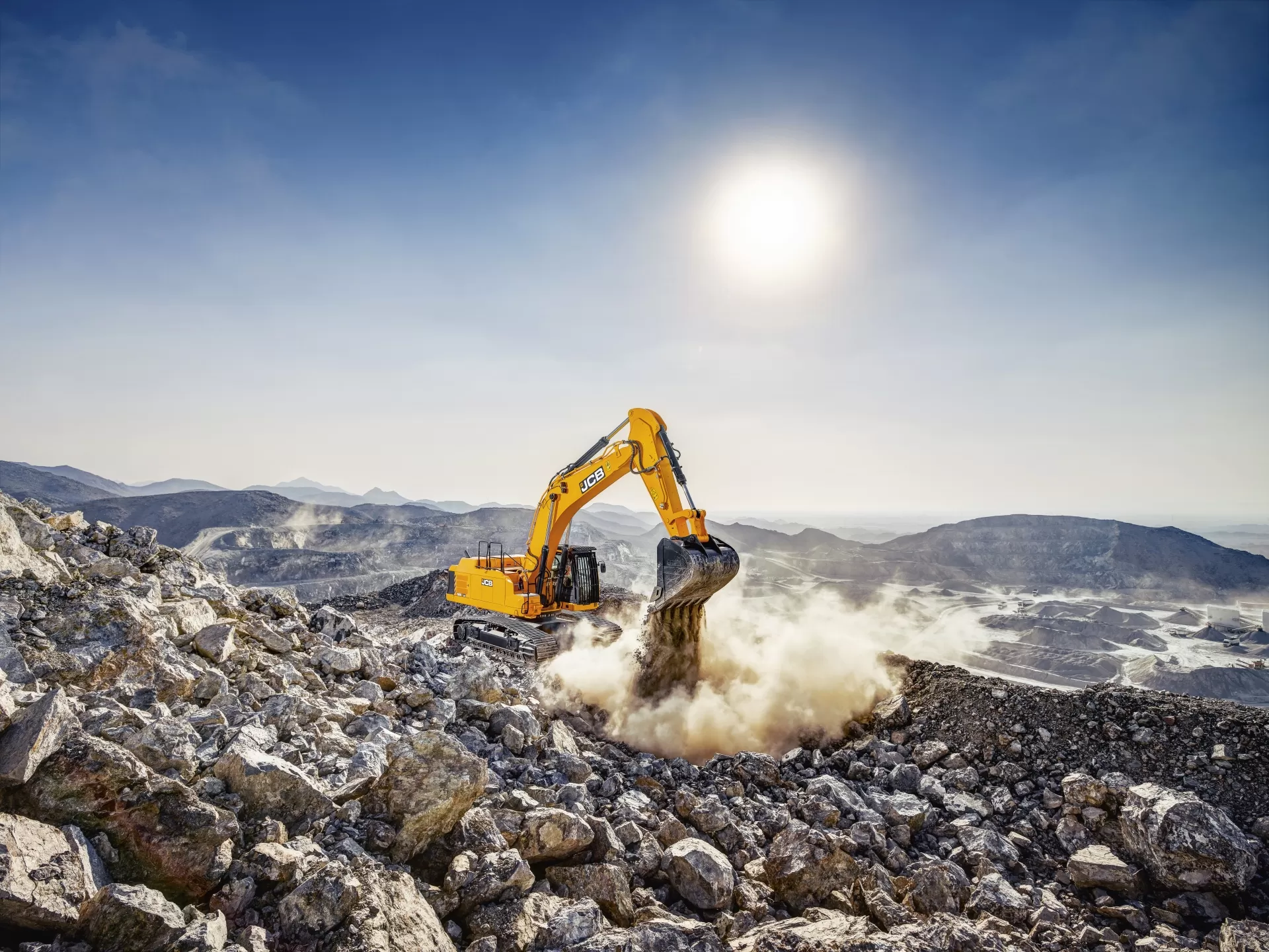 Máy xúc đào bánh xích JCB 520X