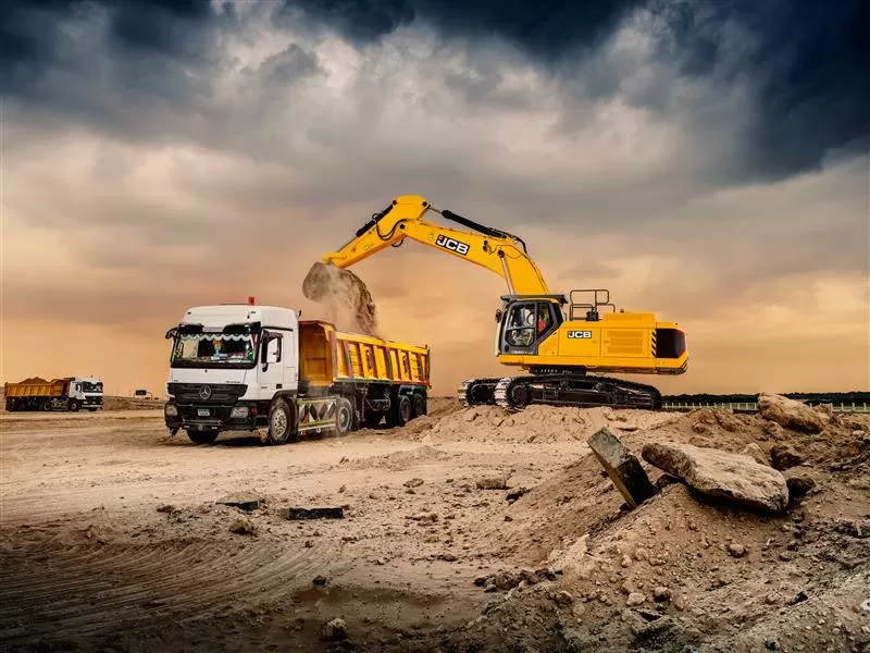 Máy xúc đào bánh xích JCB 520X