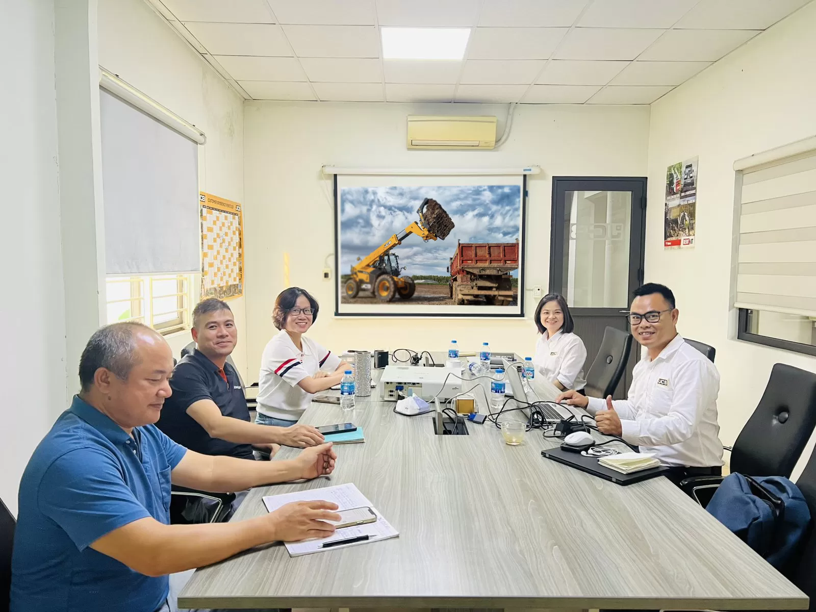 Phụ tùng chính hãng JCB