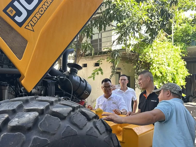 Hướng dẫn vận hành xe lu JCB