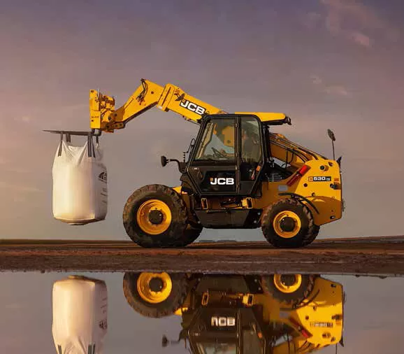 Xe nâng cần dài đa năng JCB 530-70