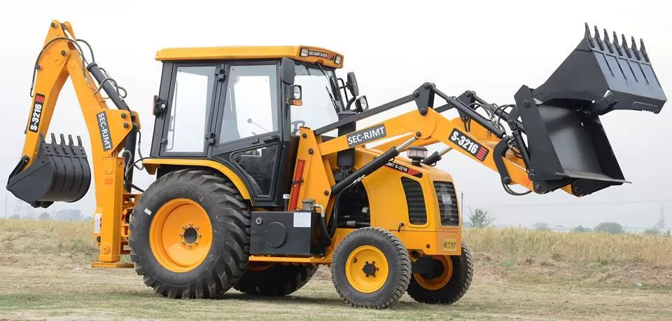 Gàu xúc 6 trong 1 ứng dụng cho xây dựng - sân golf - nông nghiệp