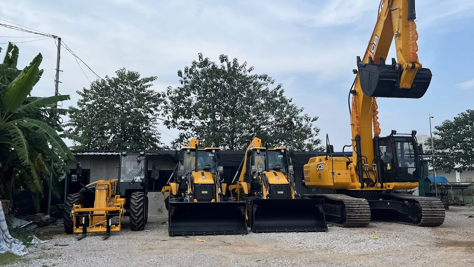 Máy xúc đào bánh xích JCB345NXT