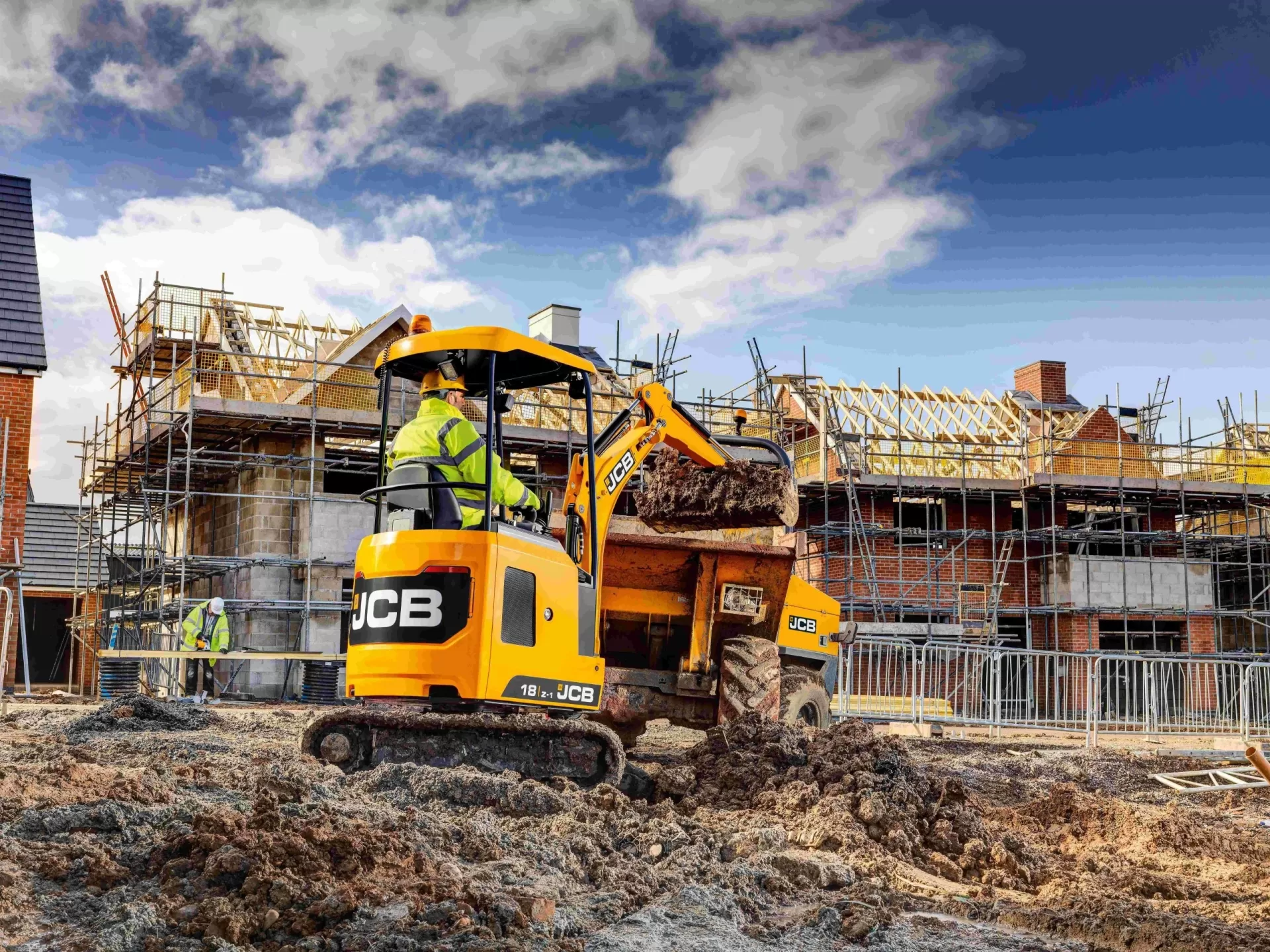 Máy xúc đào mini JCB E18Z